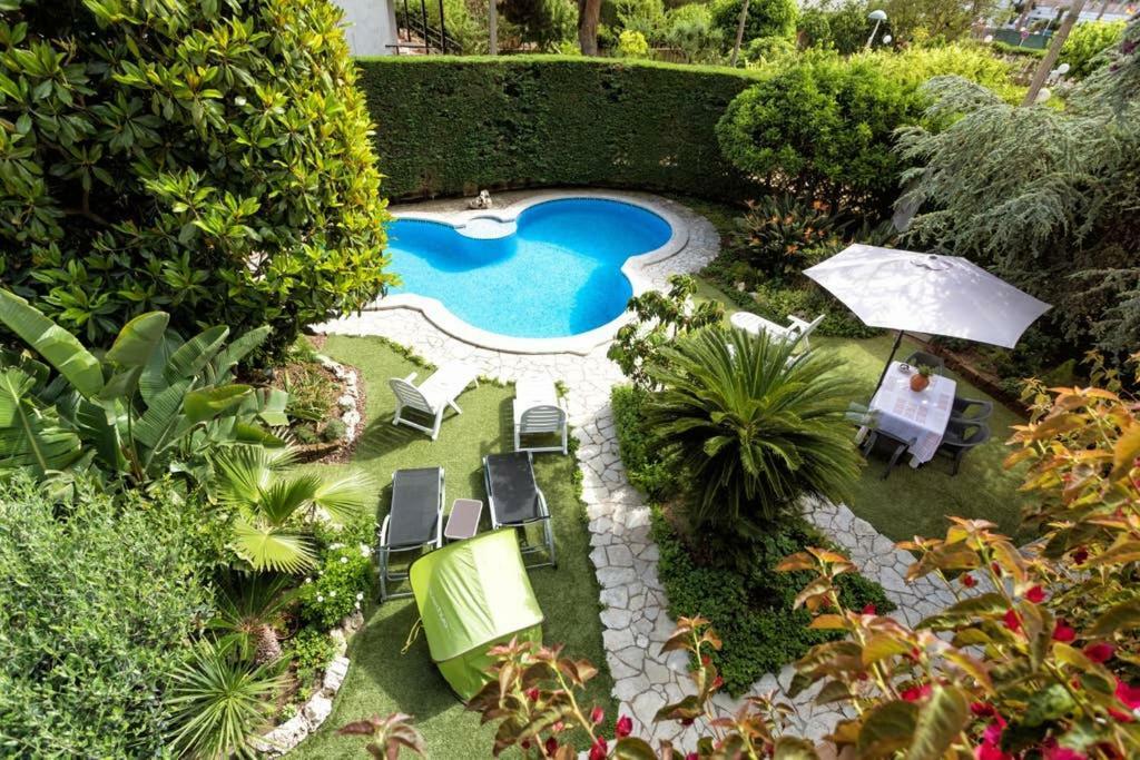 Villa Paquita Calella Exterior photo
